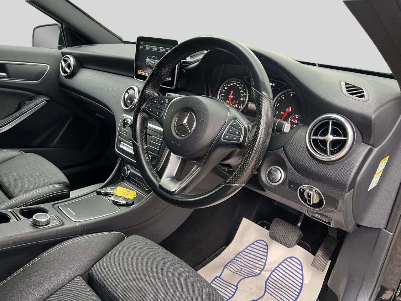 2016 MERCEDES-BENZ A CLASS 2016 MERCEDES-BENZ A CLASS
