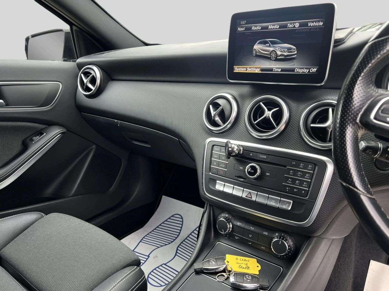 2016 MERCEDES-BENZ A CLASS 2016 MERCEDES-BENZ A CLASS