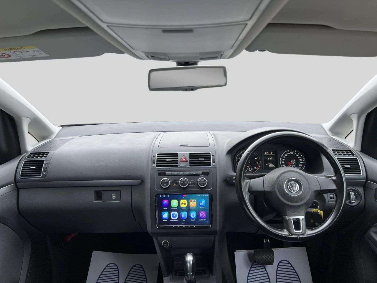 2015 VOLKSWAGEN TOURAN 2015 VOLKSWAGEN TOURAN