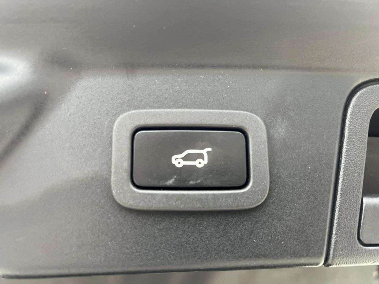 2018 LAND ROVER RANGE ROVER VELAR 2018 LAND ROVER RANGE ROVER VELAR