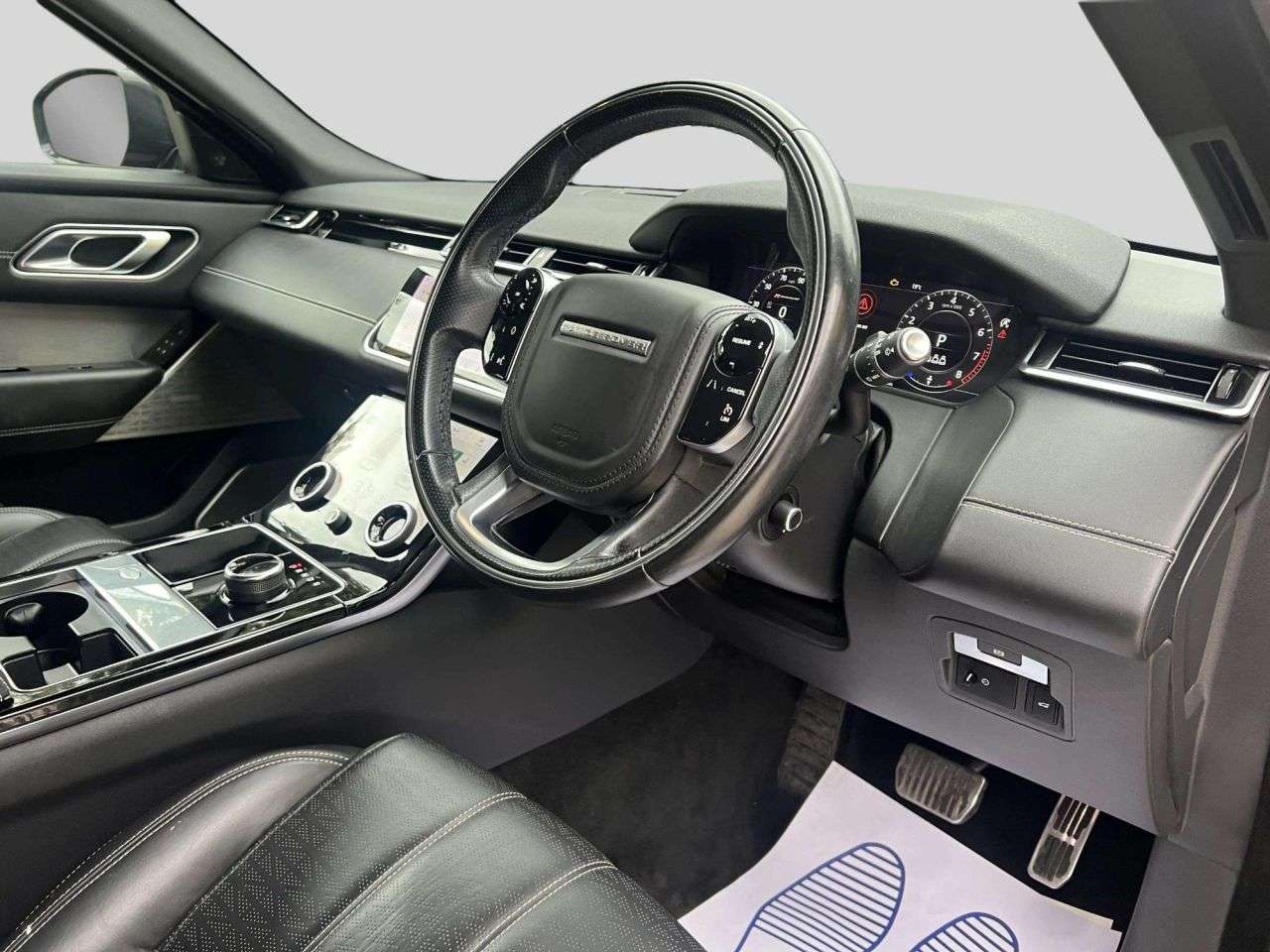 2018 LAND ROVER RANGE ROVER VELAR 2018 LAND ROVER RANGE ROVER VELAR