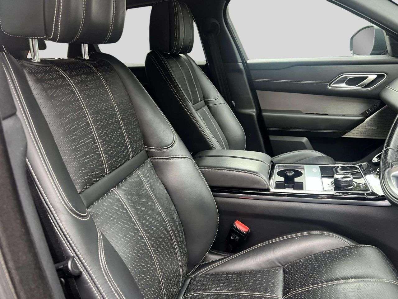 2018 LAND ROVER RANGE ROVER VELAR 2018 LAND ROVER RANGE ROVER VELAR