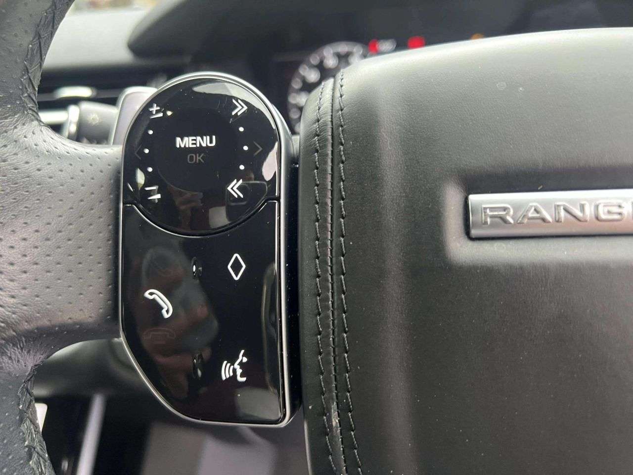 2018 LAND ROVER RANGE ROVER VELAR 2018 LAND ROVER RANGE ROVER VELAR