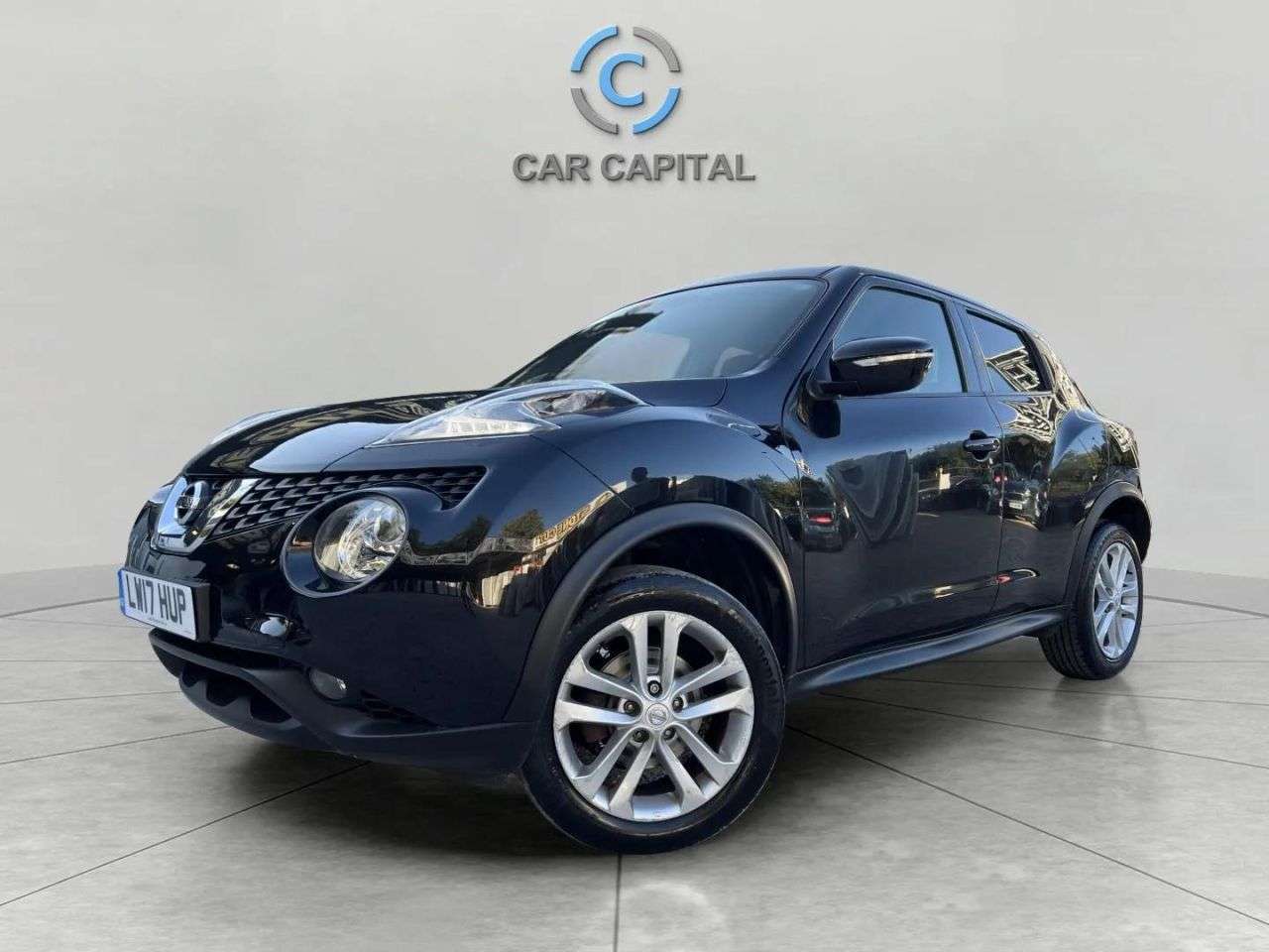 A 2017 NISSAN JUKE 1.6 N-Connecta SUV 5dr Petrol XTRON Euro 6 (117 ps) 3M WARRANTY+LONG MOT+WE A 2017 NISSAN JUKE 1.6 N-Connecta SUV 5dr Petrol XTRON Euro 6 (117 ps) 3M WARRANTY+LONG MOT+WE