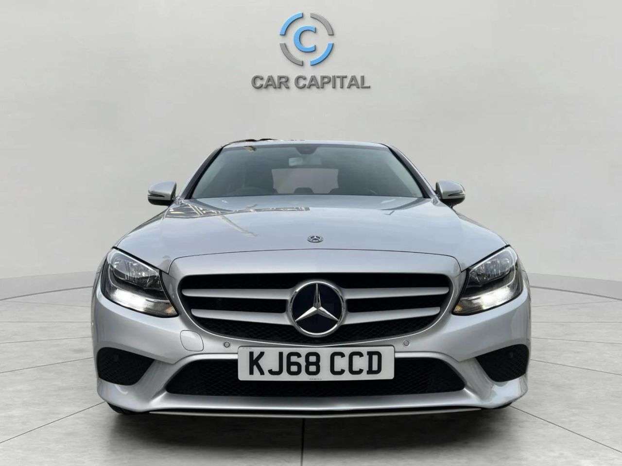 A 2019 MERCEDES-BENZ C CLASS 1.5 C200 MHEV EQ Boost SE Saloon 4dr Petrol G-Tronic+ Euro 6 (s/s) (198 ps) A 2019 MERCEDES-BENZ C CLASS 1.5 C200 MHEV EQ Boost SE Saloon 4dr Petrol G-Tronic+ Euro 6 (s/s) (198 ps)