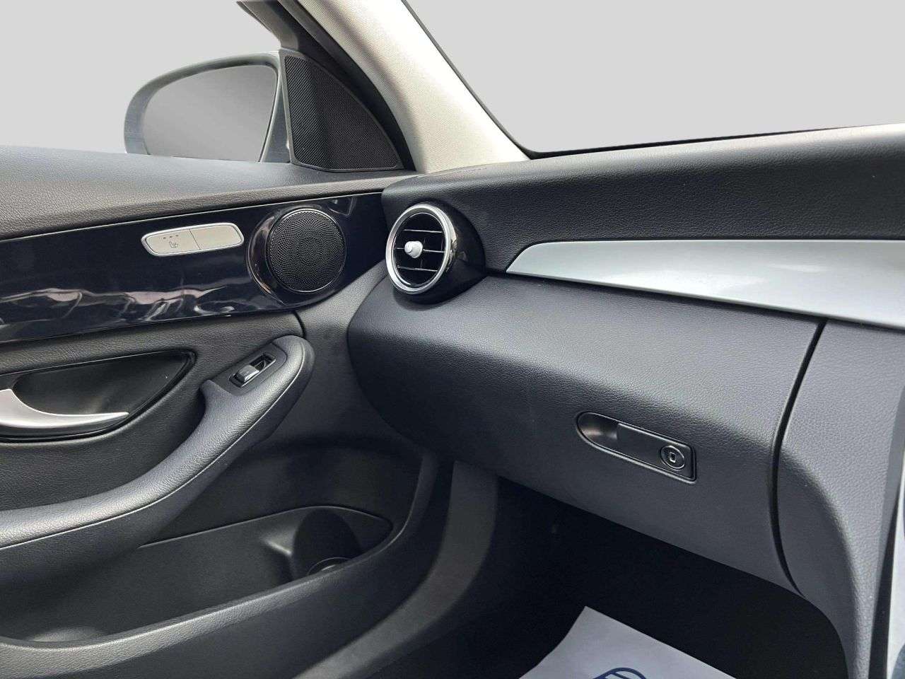 2019 MERCEDES-BENZ C CLASS 2019 MERCEDES-BENZ C CLASS
