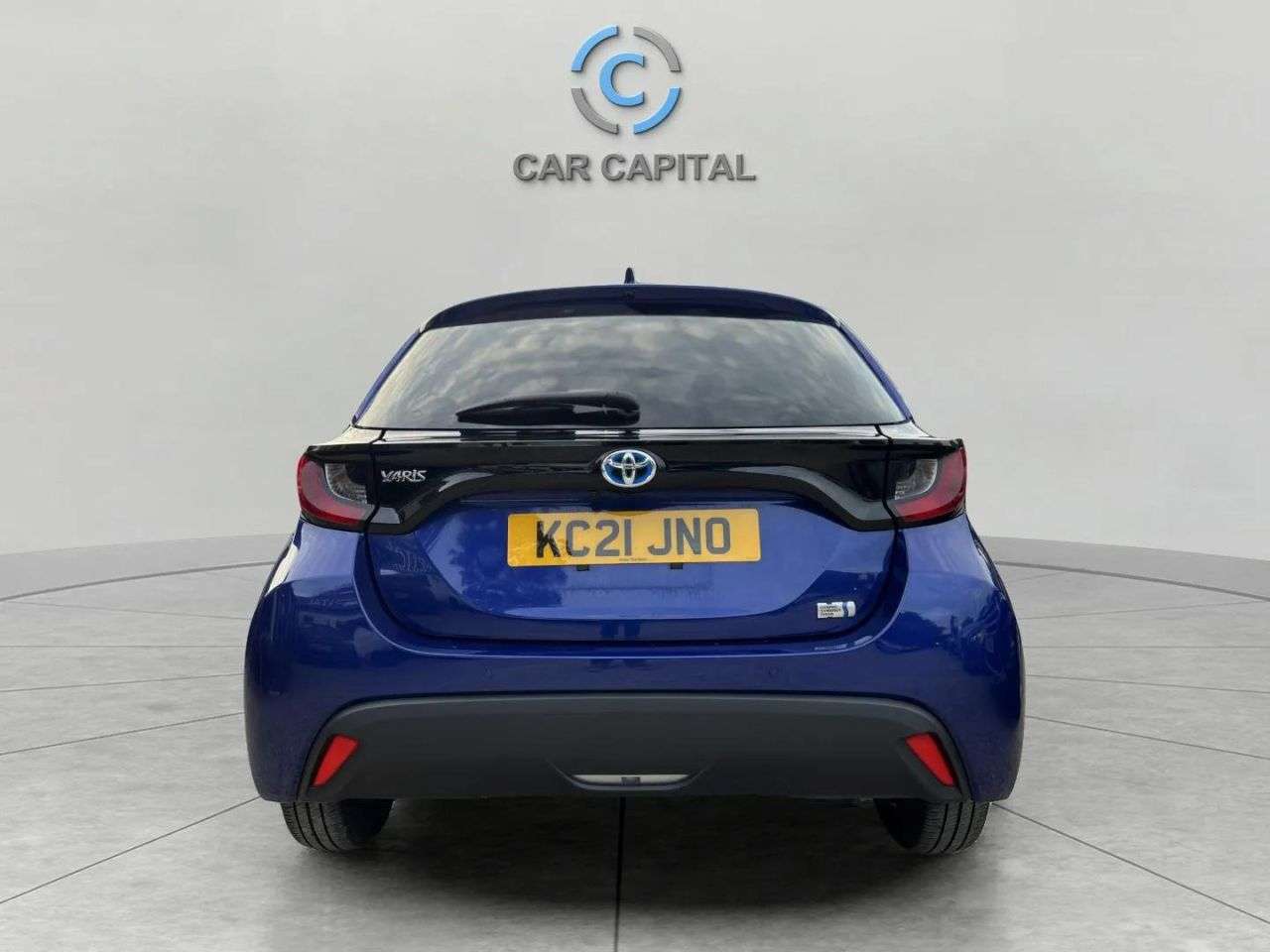 2021 TOYOTA YARIS 2021 TOYOTA YARIS