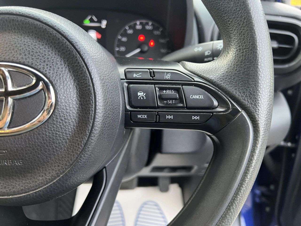 2021 TOYOTA YARIS 2021 TOYOTA YARIS