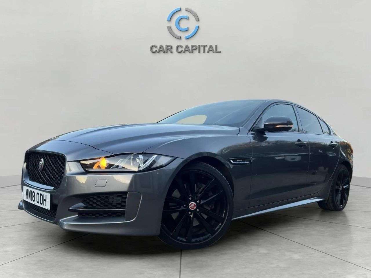 A 2018 JAGUAR XE 2.0i R-Sport Saloon 4dr Petrol Auto Euro 6 (s/s) (250 ps) FINANCE+2 KEYS+UL A 2018 JAGUAR XE 2.0i R-Sport Saloon 4dr Petrol Auto Euro 6 (s/s) (250 ps) FINANCE+2 KEYS+UL