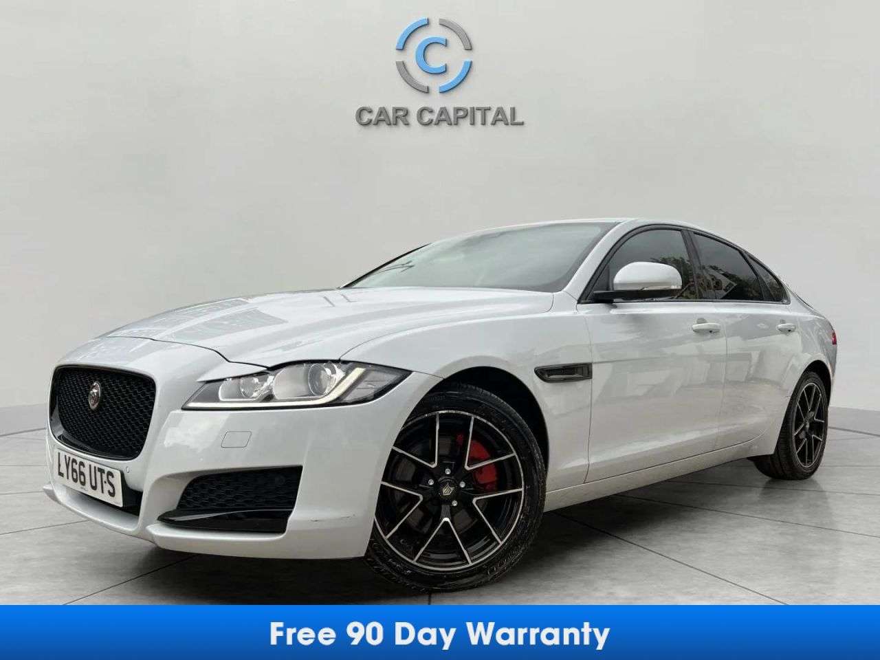 A 2016 JAGUAR XF 2.0d Prestige Saloon 4dr Diesel Auto Euro 6 (s/s) (180 ps) WARRANTY+LONG MO A 2016 JAGUAR XF 2.0d Prestige Saloon 4dr Diesel Auto Euro 6 (s/s) (180 ps) WARRANTY+LONG MO