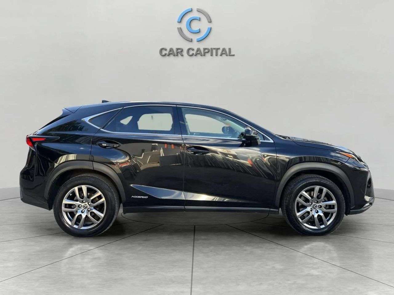 A 2020 LEXUS NX 2.5 300h GPF SUV 5dr Petrol Hybrid E-CVT 4WD Euro 6 (s/s) (197 ps) 2 KEYS+F A 2020 LEXUS NX 2.5 300h GPF SUV 5dr Petrol Hybrid E-CVT 4WD Euro 6 (s/s) (197 ps) 2 KEYS+F
