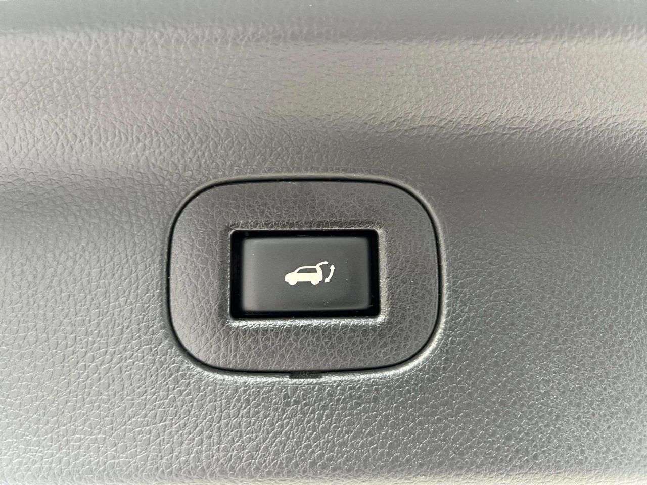 2016 NISSAN ELGRAND 2016 NISSAN ELGRAND