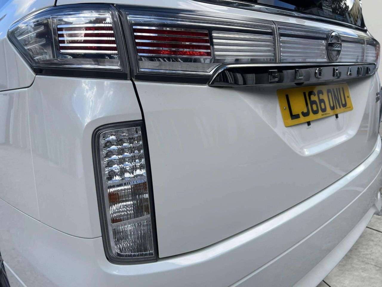 2016 NISSAN ELGRAND 2016 NISSAN ELGRAND