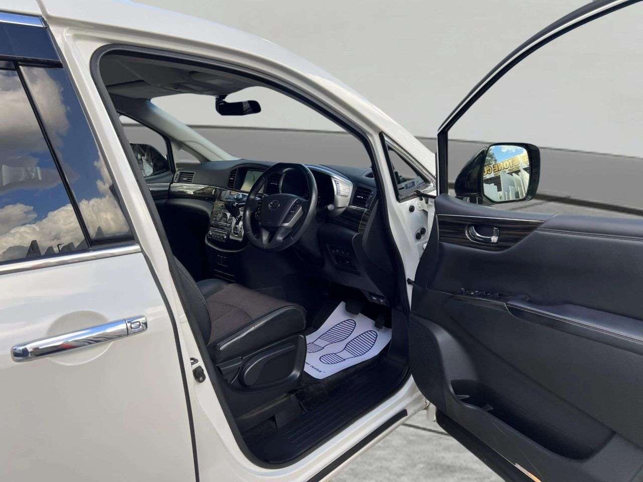 2016 NISSAN ELGRAND 2016 NISSAN ELGRAND