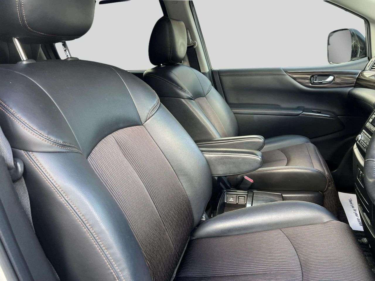 2016 NISSAN ELGRAND 2016 NISSAN ELGRAND