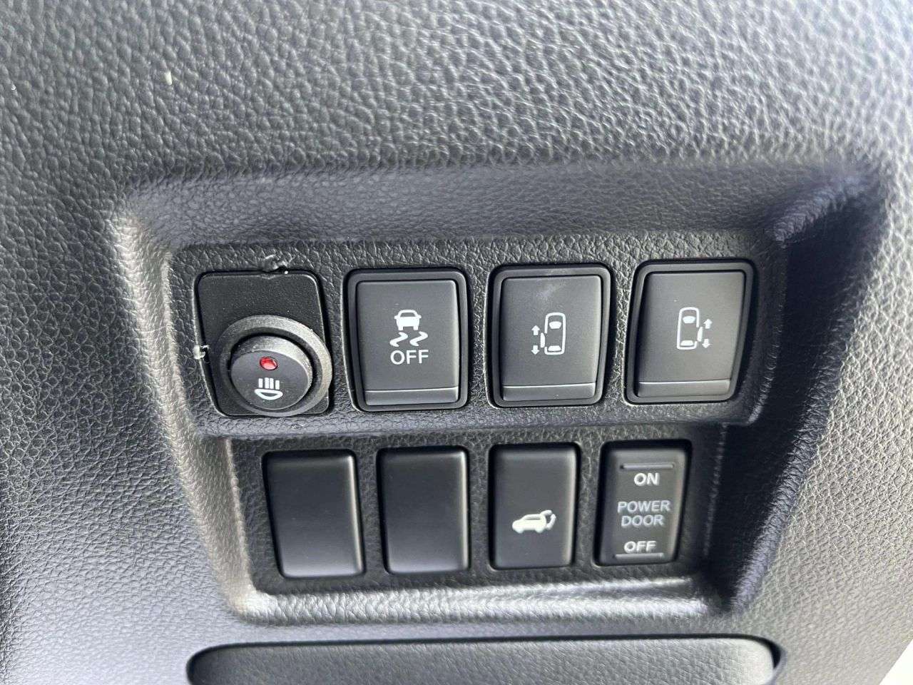 2016 NISSAN ELGRAND 2016 NISSAN ELGRAND