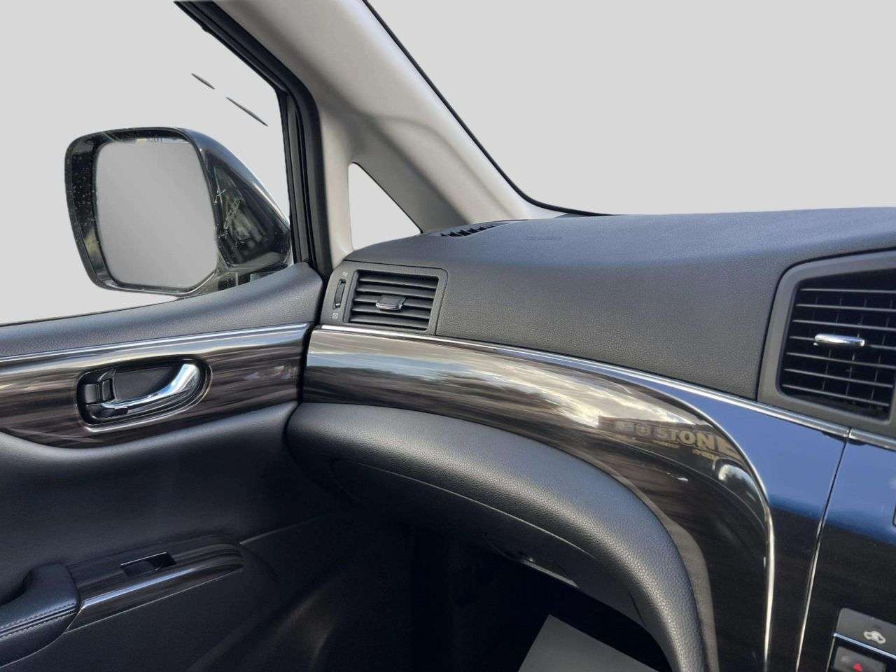 2016 NISSAN ELGRAND 2016 NISSAN ELGRAND