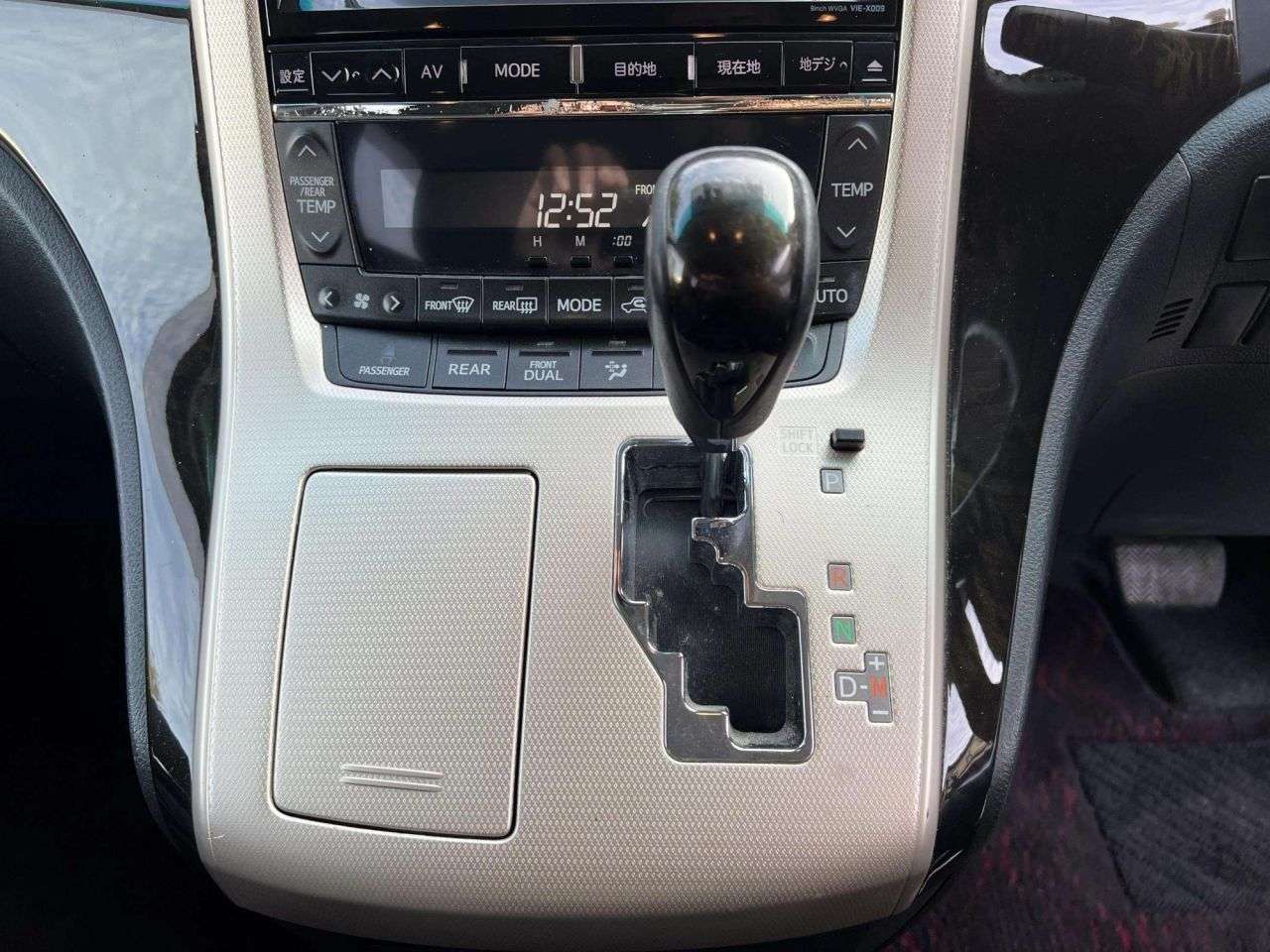 2013 TOYOTA VELLFIRE 2013 TOYOTA VELLFIRE