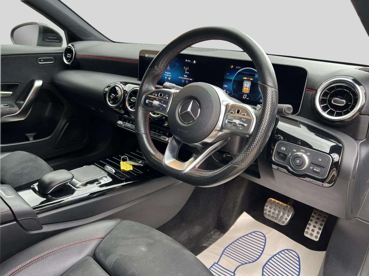 2018 MERCEDES-BENZ A CLASS 2018 MERCEDES-BENZ A CLASS
