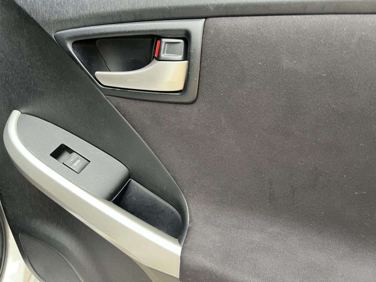 2015 TOYOTA PRIUS 2015 TOYOTA PRIUS