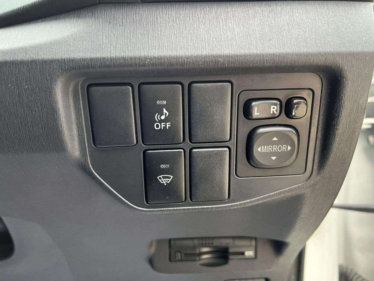 2015 TOYOTA PRIUS 2015 TOYOTA PRIUS