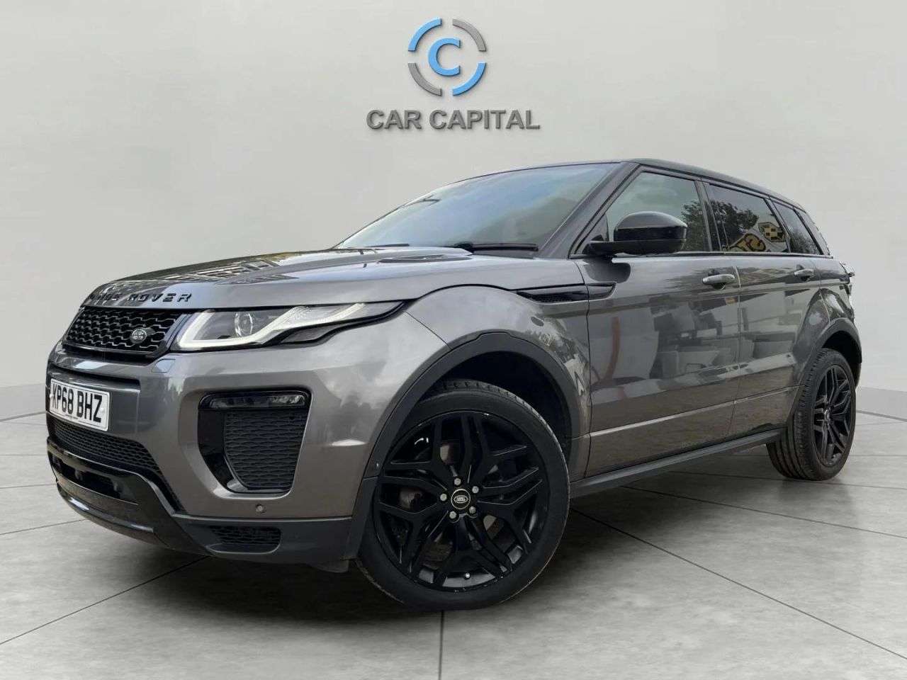 A 2018 LAND ROVER RANGE ROVER EVOQUE 2.0 Si4 HSE Dynamic SUV 5dr Petrol Auto 4WD Euro 6 (s/s) (240 ps) REVCAM+SA A 2018 LAND ROVER RANGE ROVER EVOQUE 2.0 Si4 HSE Dynamic SUV 5dr Petrol Auto 4WD Euro 6 (s/s) (240 ps) REVCAM+SA