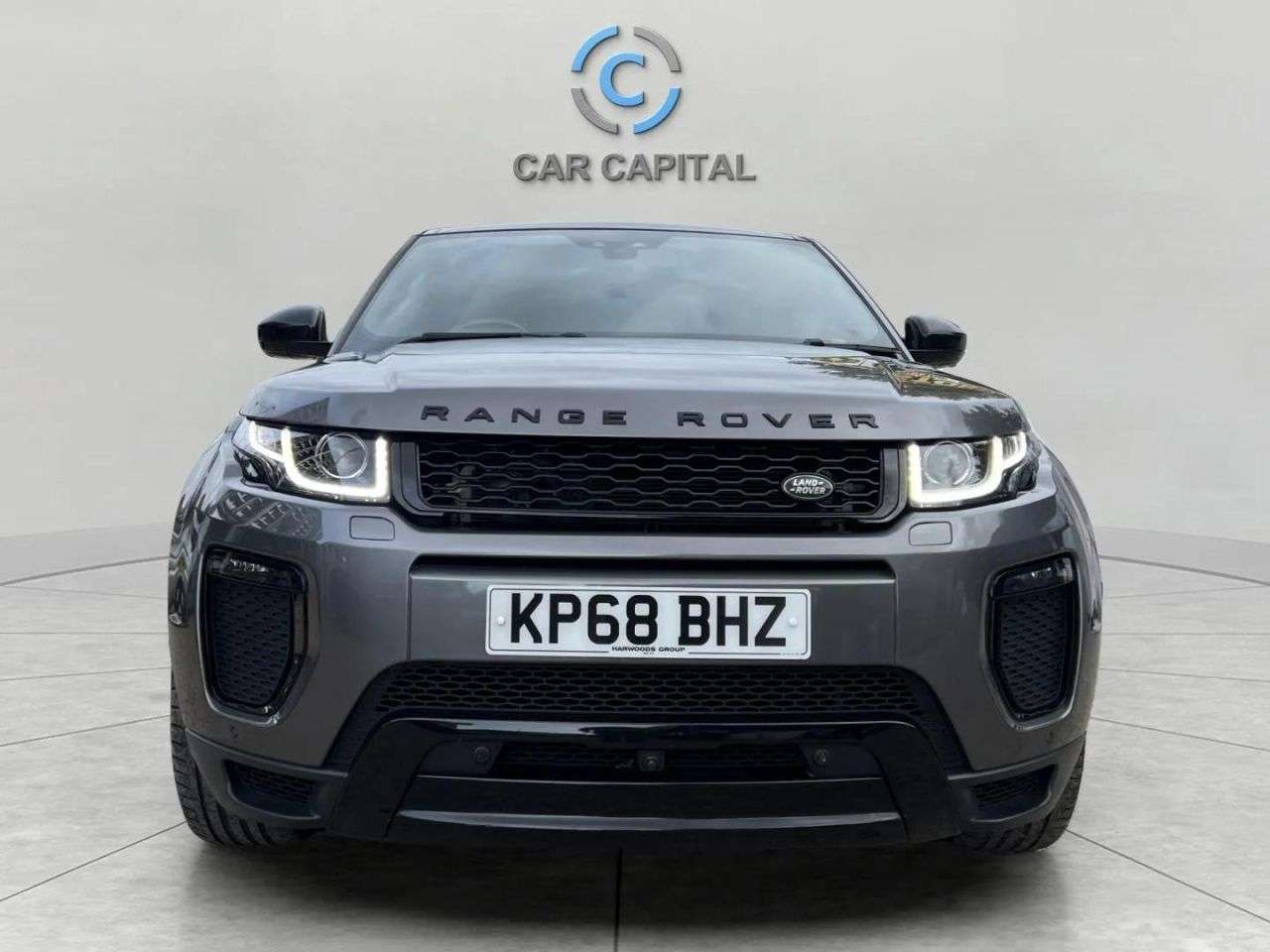 A 2018 LAND ROVER RANGE ROVER EVOQUE 2.0 Si4 HSE Dynamic SUV 5dr Petrol Auto 4WD Euro 6 (s/s) (240 ps) REVCAM+SA A 2018 LAND ROVER RANGE ROVER EVOQUE 2.0 Si4 HSE Dynamic SUV 5dr Petrol Auto 4WD Euro 6 (s/s) (240 ps) REVCAM+SA