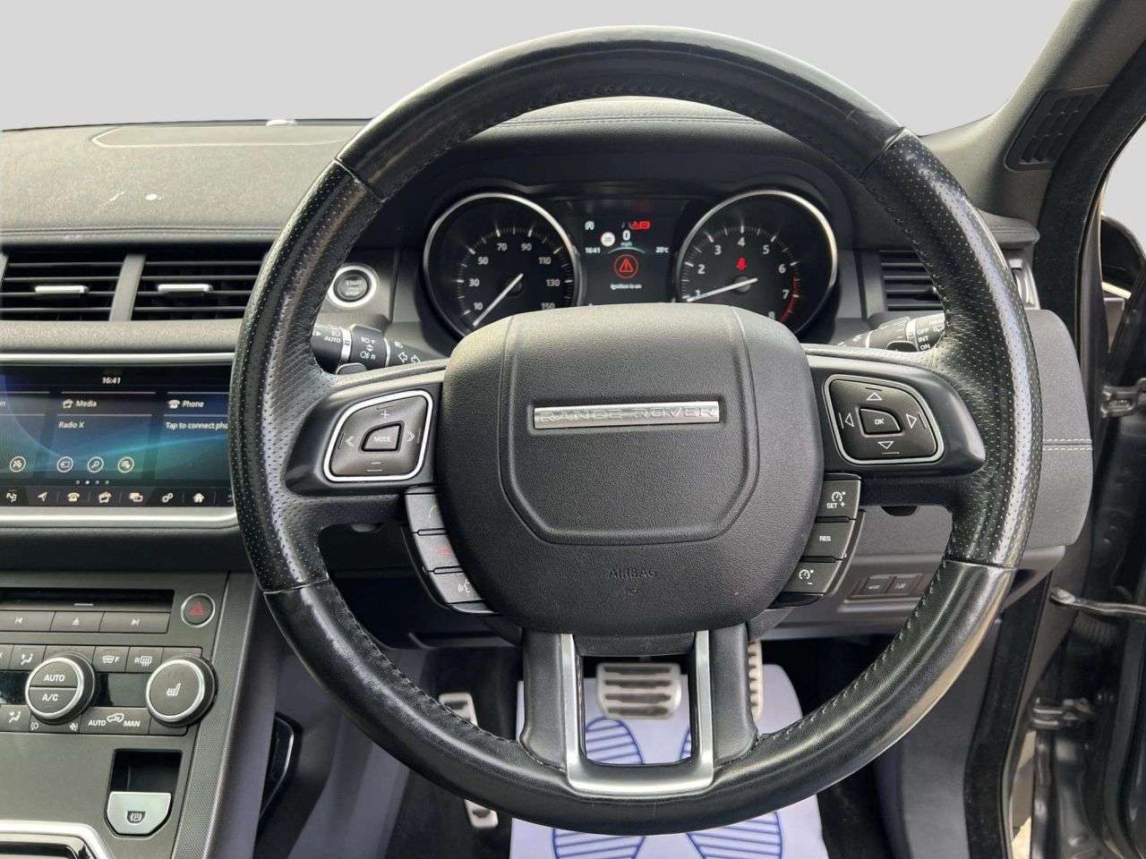2018 LAND ROVER RANGE ROVER EVOQUE 2018 LAND ROVER RANGE ROVER EVOQUE