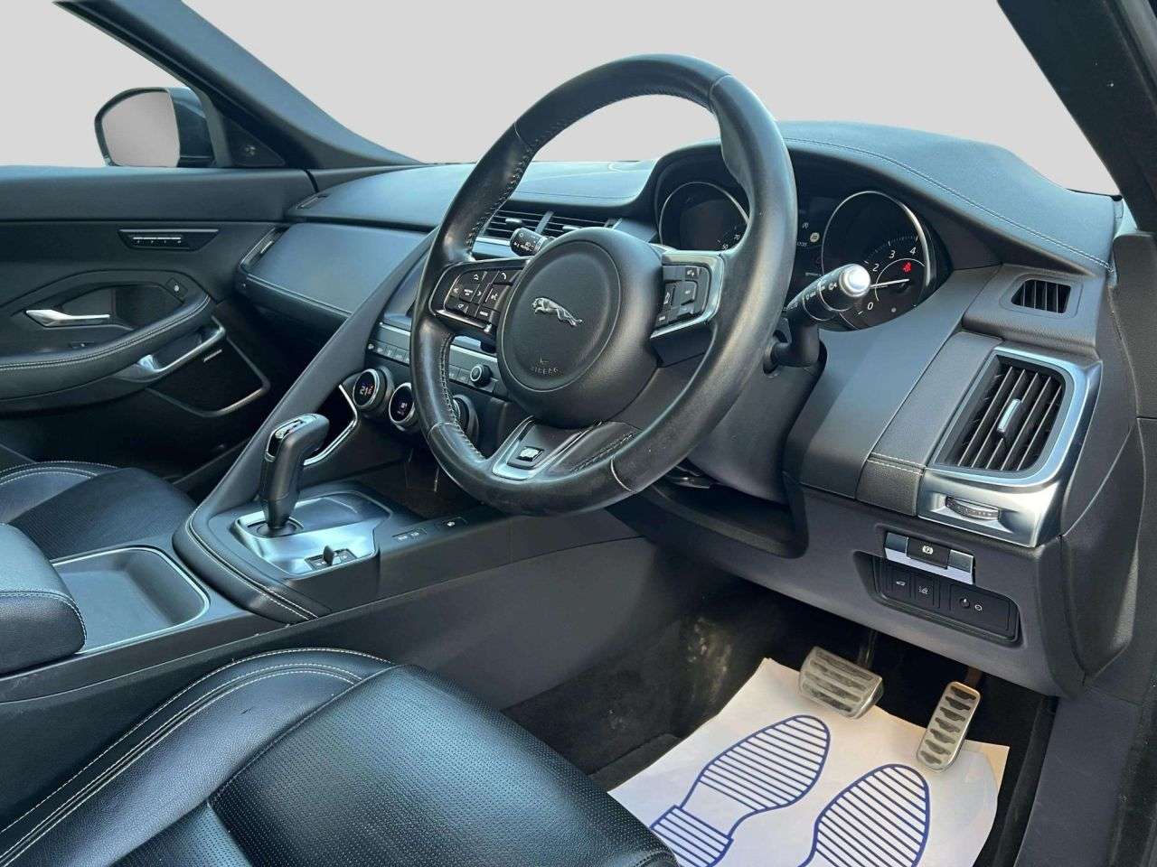 2019 JAGUAR E-PACE 2019 JAGUAR E-PACE