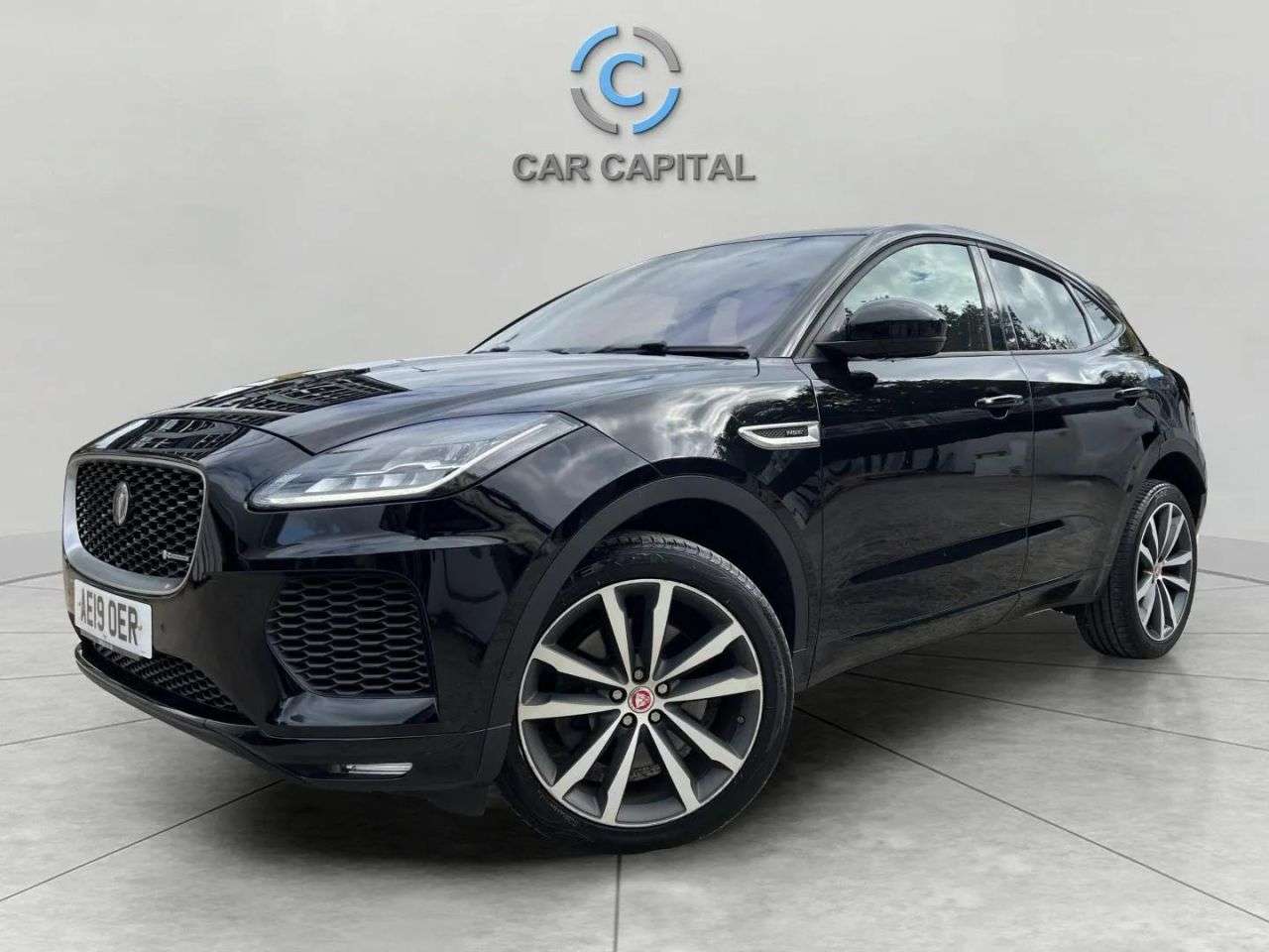 A 2019 JAGUAR E-PACE 2.0 P300 GPF R-Dynamic HSE SUV 5dr Petrol Auto AWD Euro 6 (s/s) (300 ps) FI A 2019 JAGUAR E-PACE 2.0 P300 GPF R-Dynamic HSE SUV 5dr Petrol Auto AWD Euro 6 (s/s) (300 ps) FI