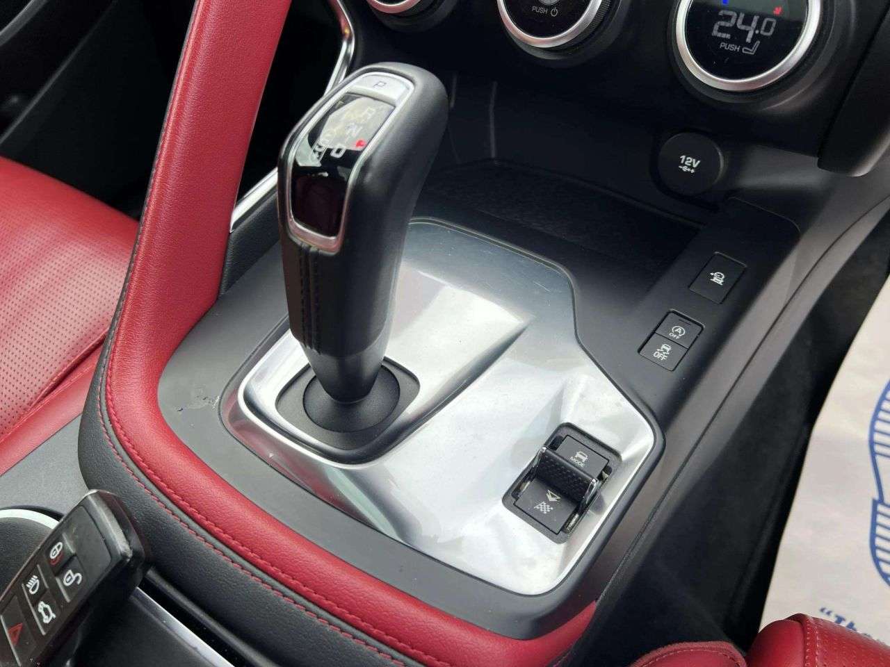 2019 JAGUAR E-PACE 2019 JAGUAR E-PACE