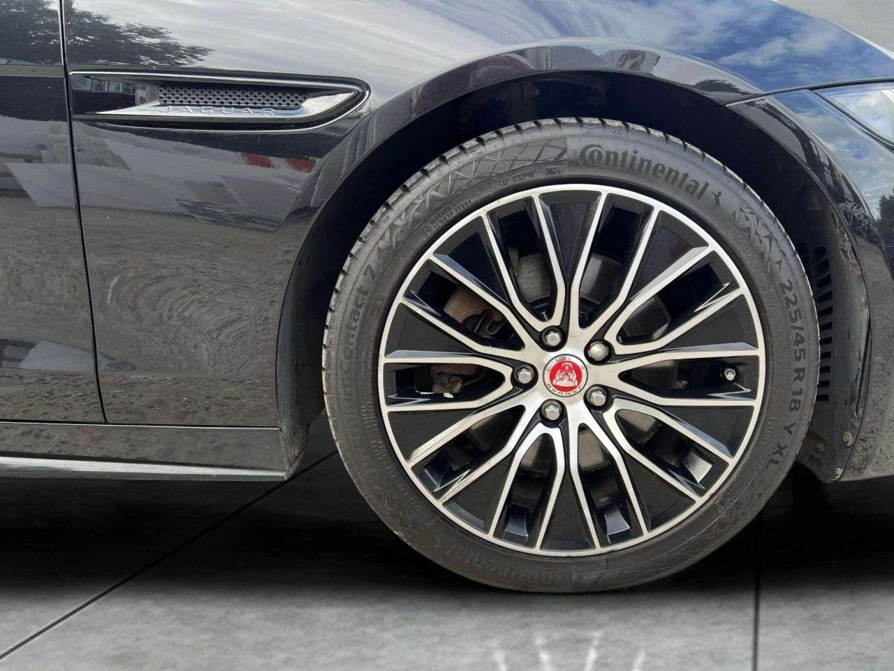 2019 JAGUAR XE 2019 JAGUAR XE