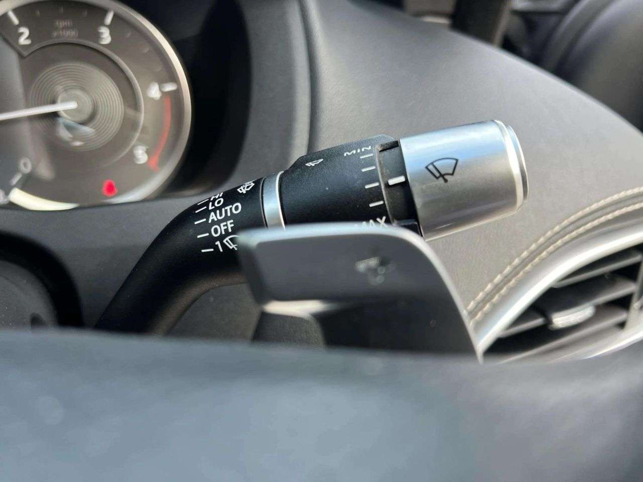 2019 JAGUAR XE 2019 JAGUAR XE