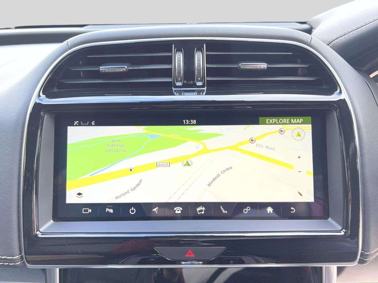 2019 JAGUAR XE 2019 JAGUAR XE