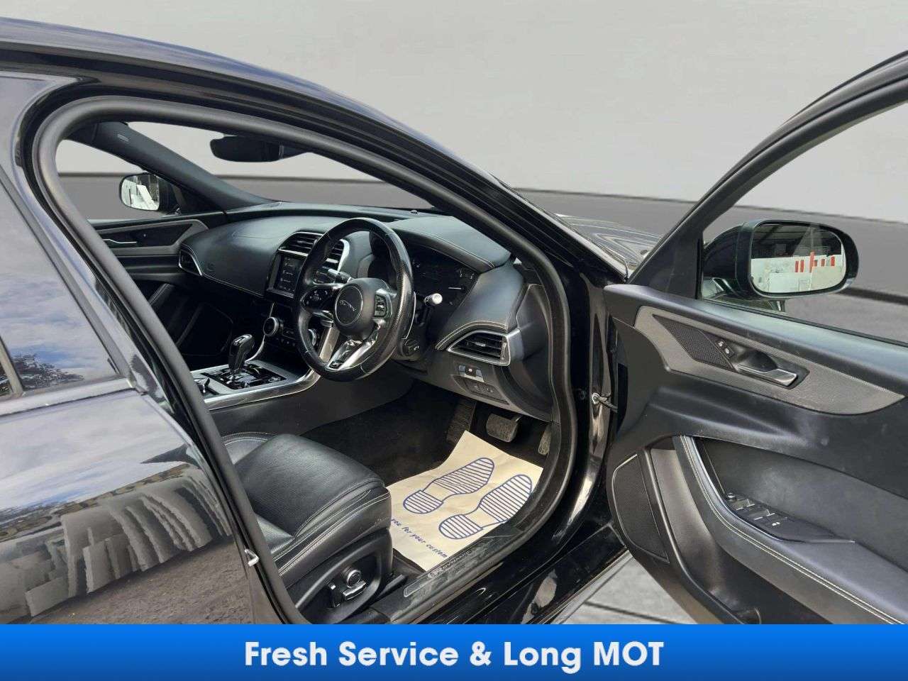 2019 JAGUAR XE 2019 JAGUAR XE