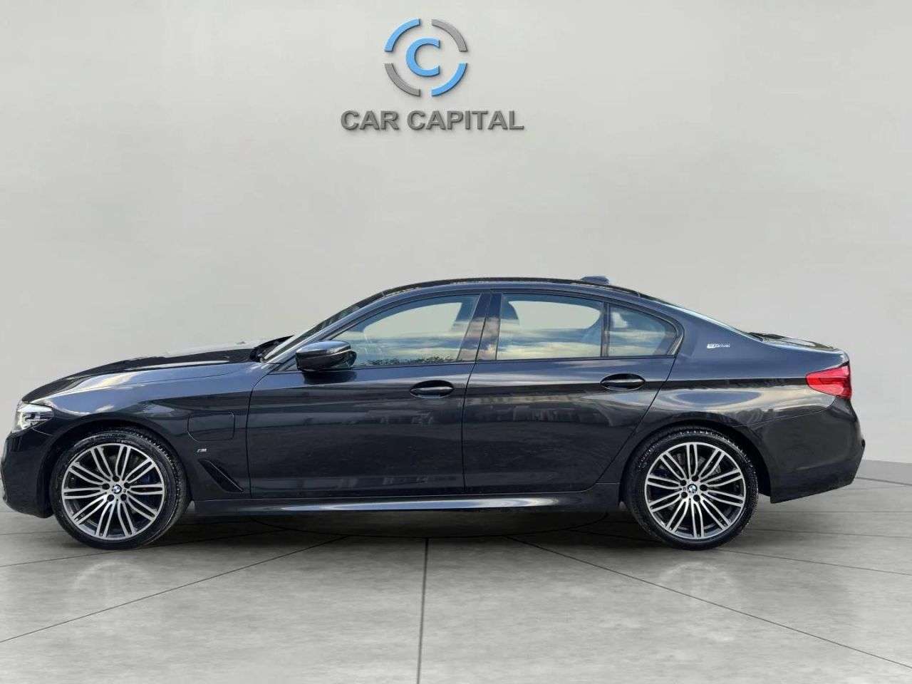 2019 BMW 5 SERIES 2019 BMW 5 SERIES