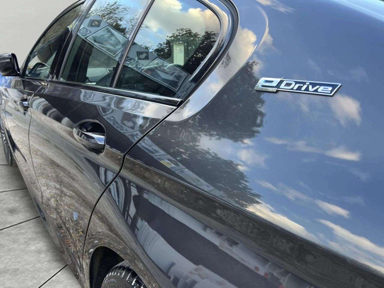 2019 BMW 5 SERIES 2019 BMW 5 SERIES