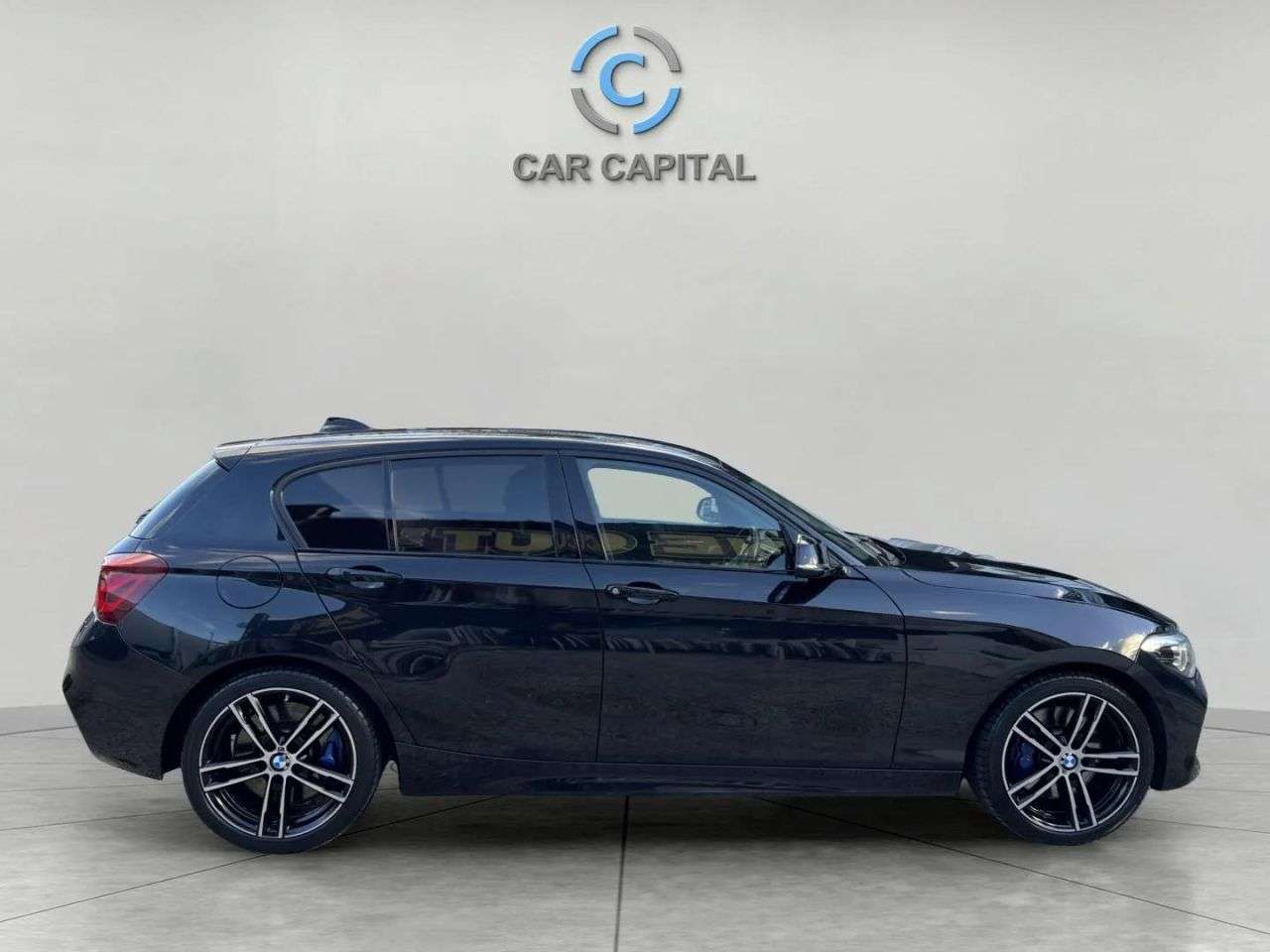 A 2017 BMW 1 SERIES 1.5 118i M Sport Shadow Edition Hatchback 5dr Petrol Auto Euro 6 (s/s) (136 A 2017 BMW 1 SERIES 1.5 118i M Sport Shadow Edition Hatchback 5dr Petrol Auto Euro 6 (s/s) (136
