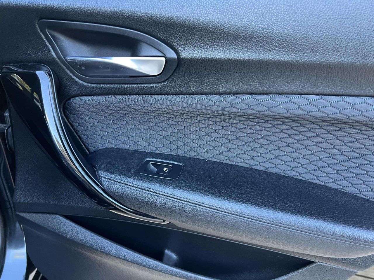 2017 BMW 1 SERIES 2017 BMW 1 SERIES