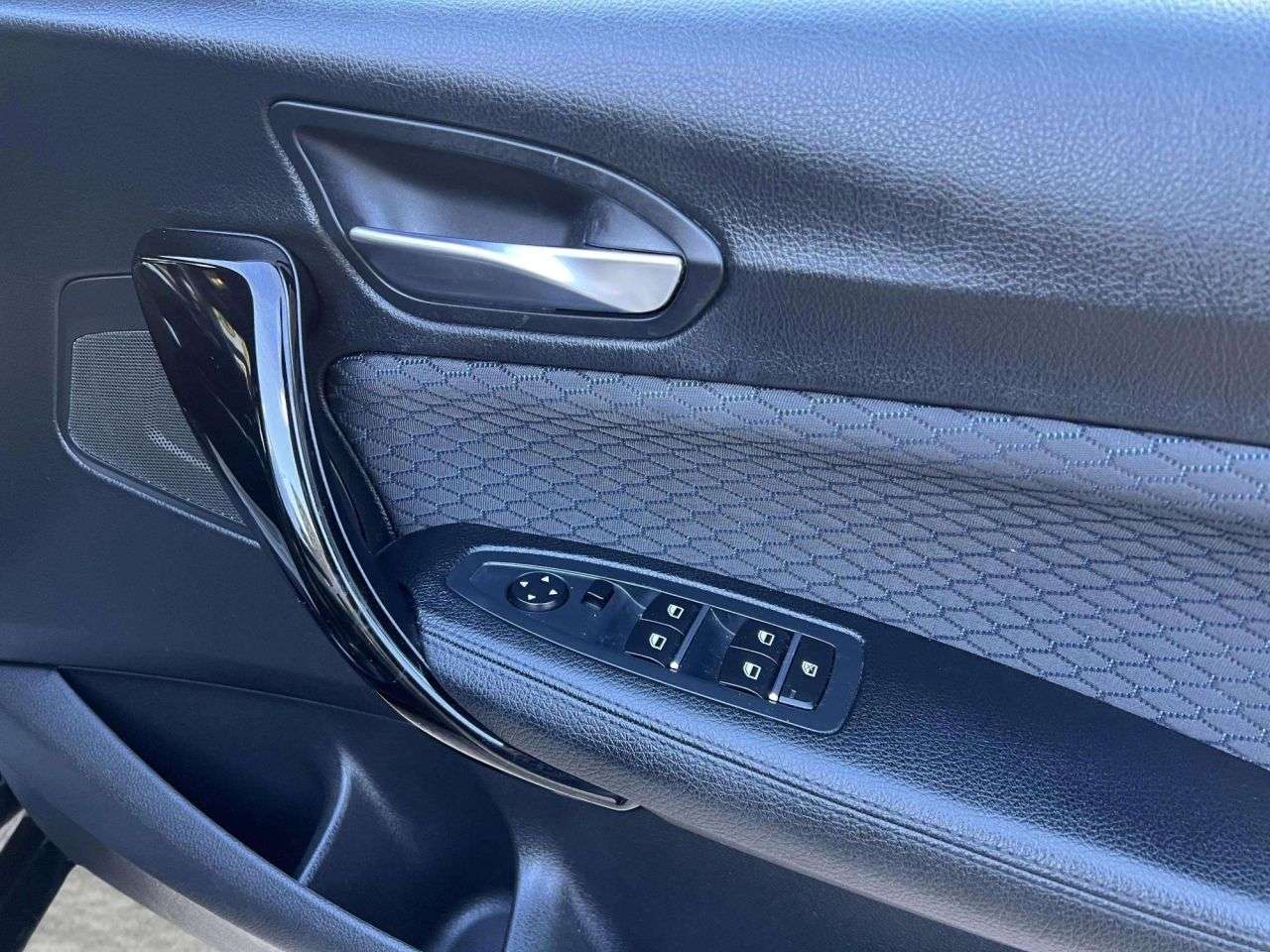 2017 BMW 1 SERIES 2017 BMW 1 SERIES
