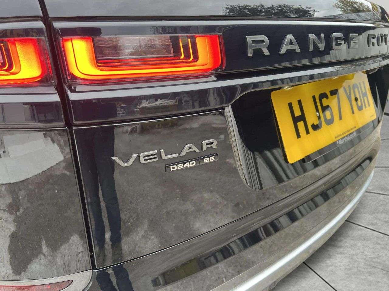 2017 LAND ROVER RANGE ROVER VELAR 2017 LAND ROVER RANGE ROVER VELAR