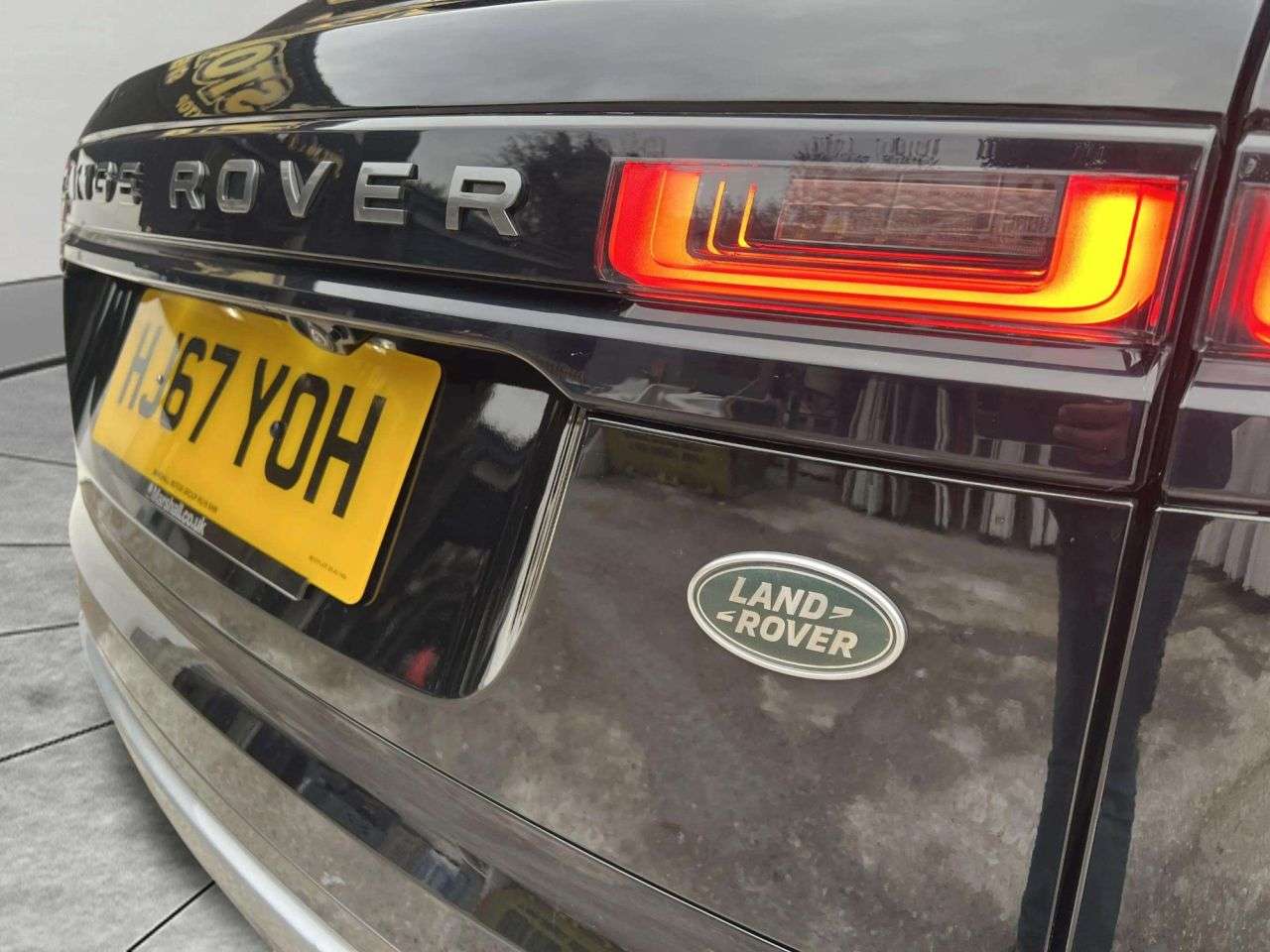 2017 LAND ROVER RANGE ROVER VELAR 2017 LAND ROVER RANGE ROVER VELAR