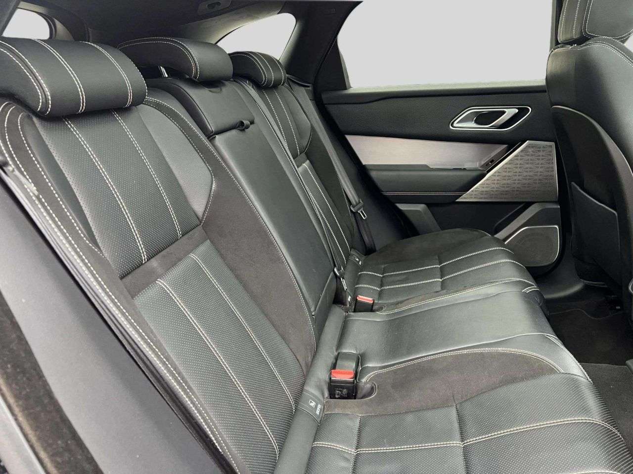 2017 LAND ROVER RANGE ROVER VELAR 2017 LAND ROVER RANGE ROVER VELAR