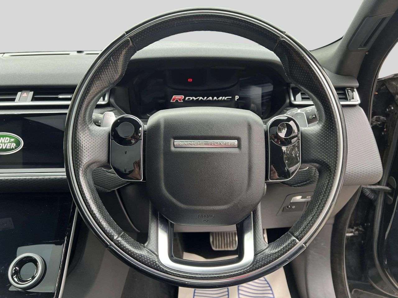 2017 LAND ROVER RANGE ROVER VELAR 2017 LAND ROVER RANGE ROVER VELAR