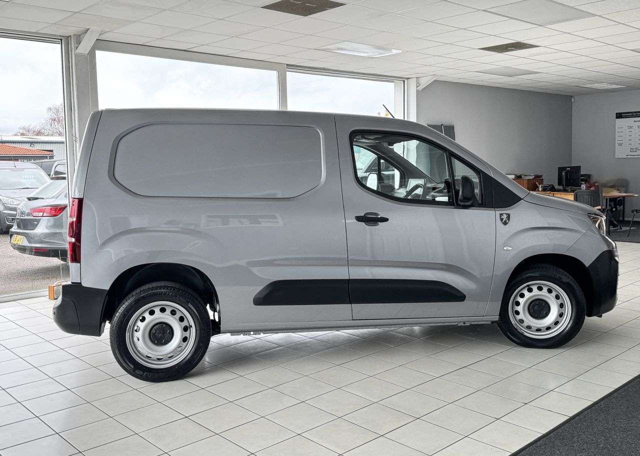 2024 PEUGEOT PARTNER 2024 PEUGEOT PARTNER