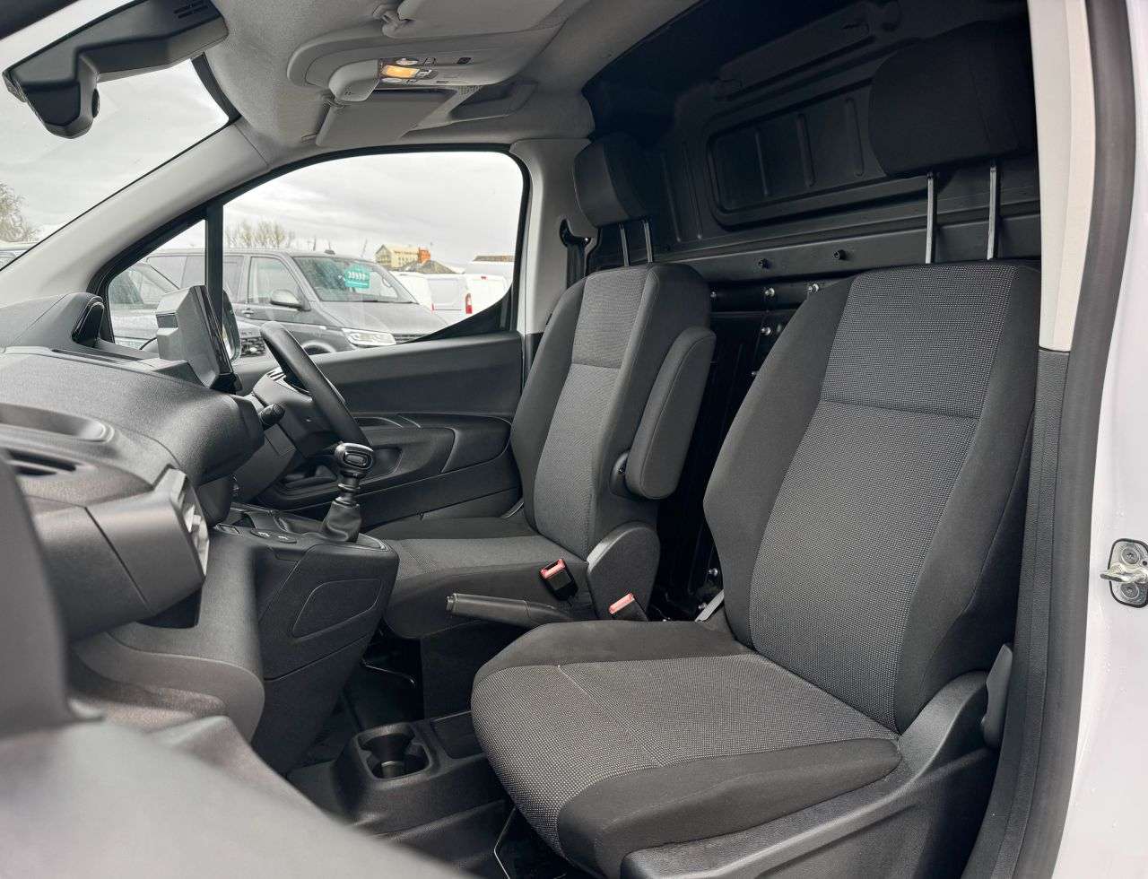 2024 PEUGEOT PARTNER 2024 PEUGEOT PARTNER