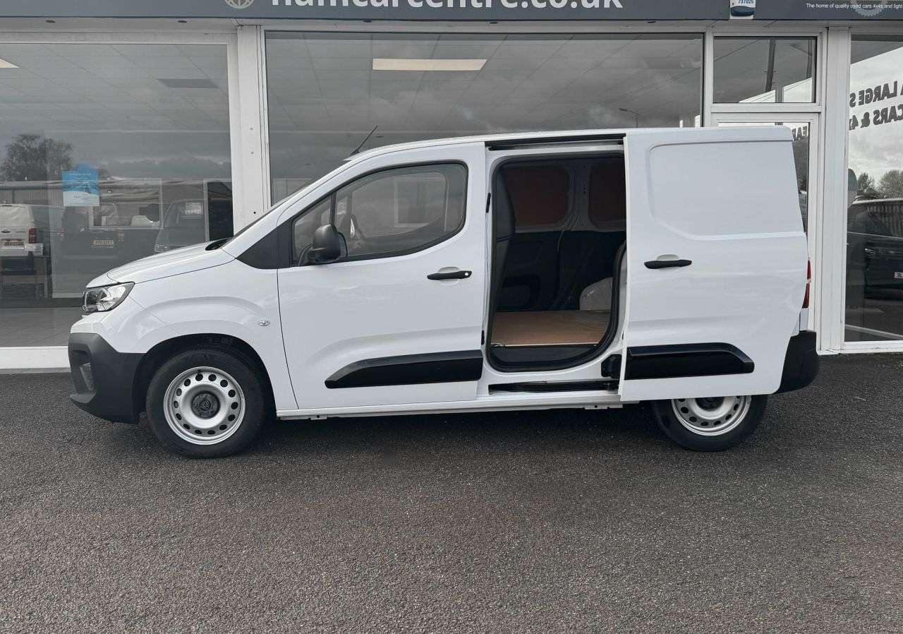 A 2024 PEUGEOT PARTNER 1.5 BlueHDi 1000 Professional Standard Panel Van 5dr Diesel Manual SWB Euro A 2024 PEUGEOT PARTNER 1.5 BlueHDi 1000 Professional Standard Panel Van 5dr Diesel Manual SWB Euro
