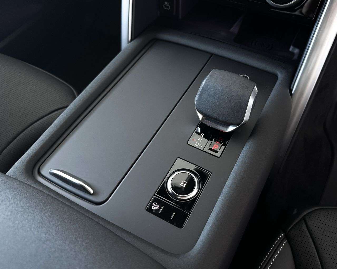 2023 LAND ROVER DISCOVERY 2023 LAND ROVER DISCOVERY