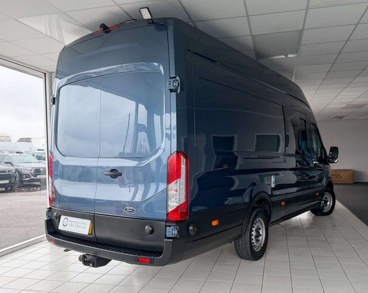 A 2022 FORD TRANSIT 2.0 350 EcoBlue MHEV Leader 5dr Diesel Manual RWD L4 H3 WELFARE MESS VAN (1 A 2022 FORD TRANSIT 2.0 350 EcoBlue MHEV Leader 5dr Diesel Manual RWD L4 H3 WELFARE MESS VAN (1