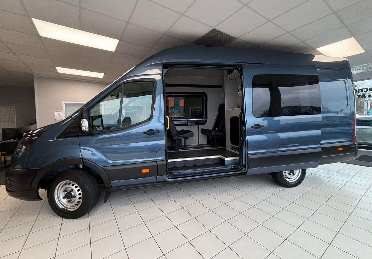 A 2022 FORD TRANSIT 2.0 350 EcoBlue MHEV Leader 5dr Diesel Manual RWD L4 H3 WELFARE MESS VAN (1 A 2022 FORD TRANSIT 2.0 350 EcoBlue MHEV Leader 5dr Diesel Manual RWD L4 H3 WELFARE MESS VAN (1